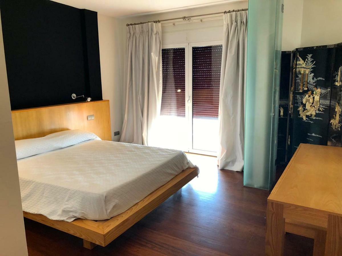 Atico-Duplex Primera Linea De Playa En El Centro De Estepona Dış mekan fotoğraf